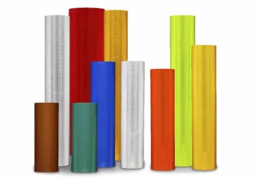 Druk na folii odblaskowej – jak zwiększyć widoczność i bezpieczeństwo