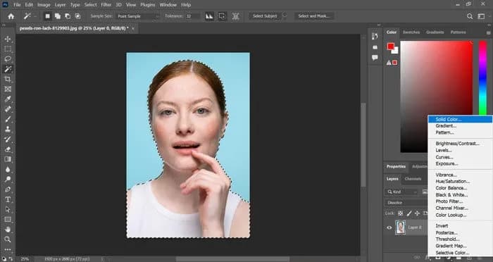 Jak zmienić kolor tła w Photoshopie - proste kroki i triki